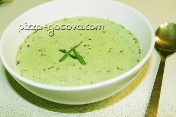 Грибной суп-пюре из шампиньонов и брокколи